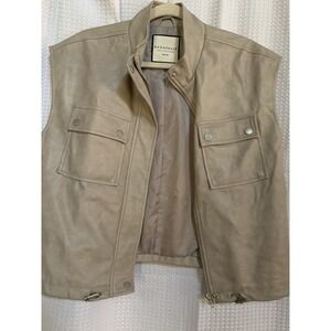 Bagatelle Womens Beige Sleeveless Vest‎ Medium Faux Leather Zip Front Pockets
